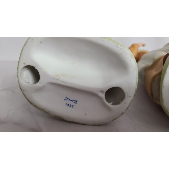 Homco Old Man & Woman Figurines Feeding Chickens & Ducks 1426 Home Interiors - Picture 8 of 12